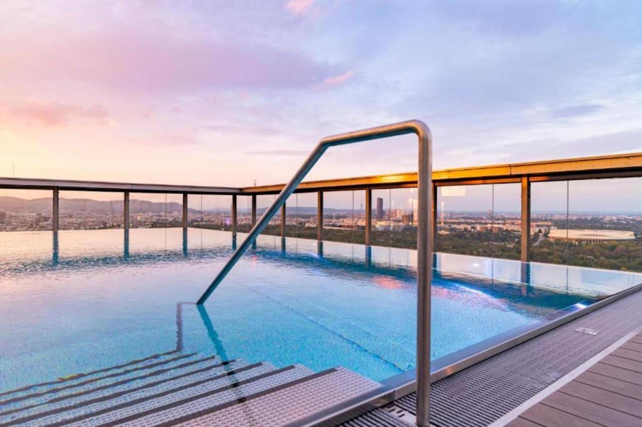 Mca Triiiple I Rooftop Pool I Free Parking I Netflix ウィーン エクステリア 写真